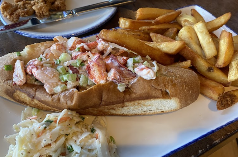 Legal Sea Foods signature dishes New England Clam Chowder
Legal Lobster Roll
Grilled Salmon